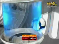 热播内容 实拍:著名足球解说员詹俊在中国传媒