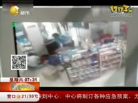 河南新郑龙湖一中布鞋女孩被打现场_17173