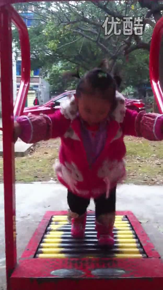 <em>尖东老泥妹</em>之四大天视频_老泥妹之四大天后完