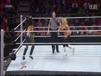 高清视频 <em>WWE 女子摔跤</em>之要害攻击 厨娘打屁