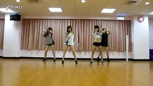 公交偷拍大波妹,公交颠啊颠啊,<em>波波</em>甩啊甩啊!-