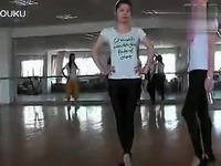 <em>翘臀</em>火辣<em>紧身裤美女热舞</em>-视频 视频片段_1717