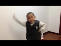 舞蹈:鸡叫进行曲 超萌五岁小男孩表演-视频 视