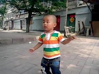 免费视频 1岁9个月的小舞蹈家-幼儿舞蹈_1717