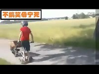 热点视频 乡村牛人新发明-实用的运货小车-"