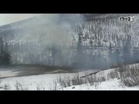 【瞬间爆炸】老外温压炸药深山炸车_17173游